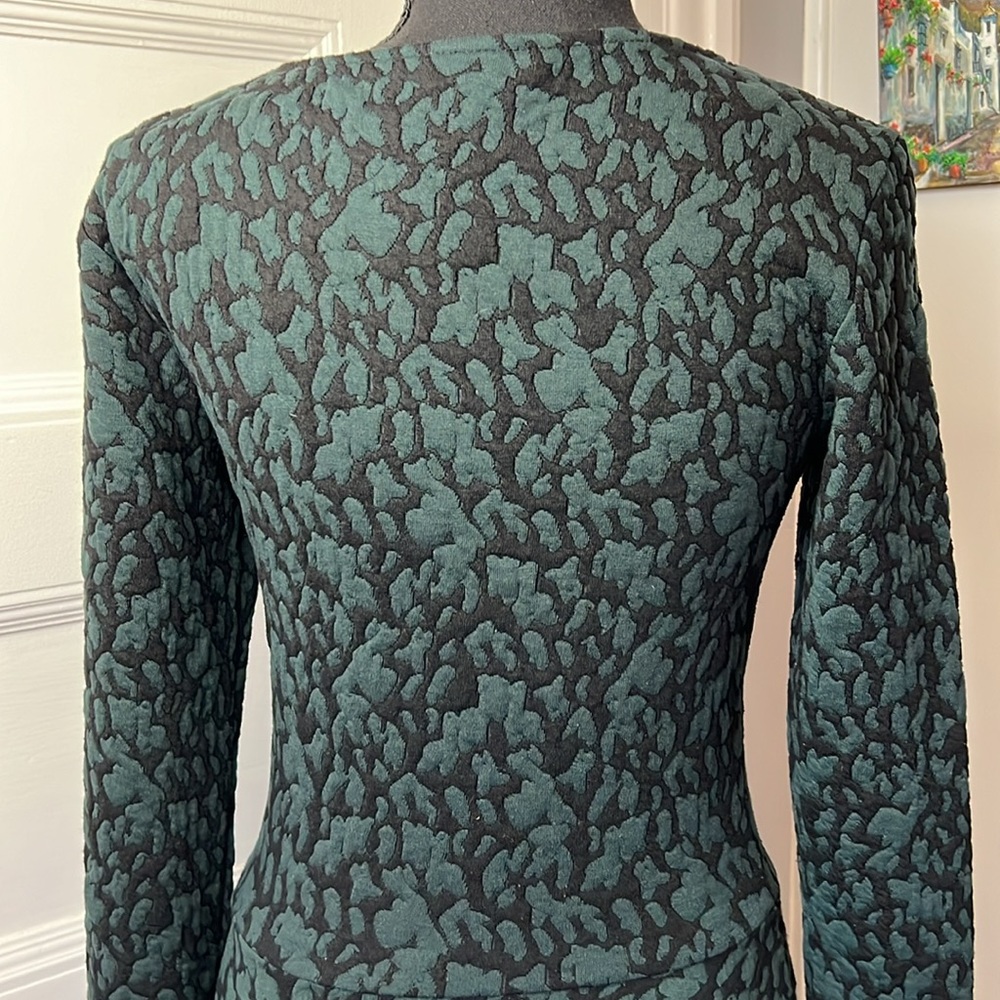 H & M DRESS - Picture 6 of 11
